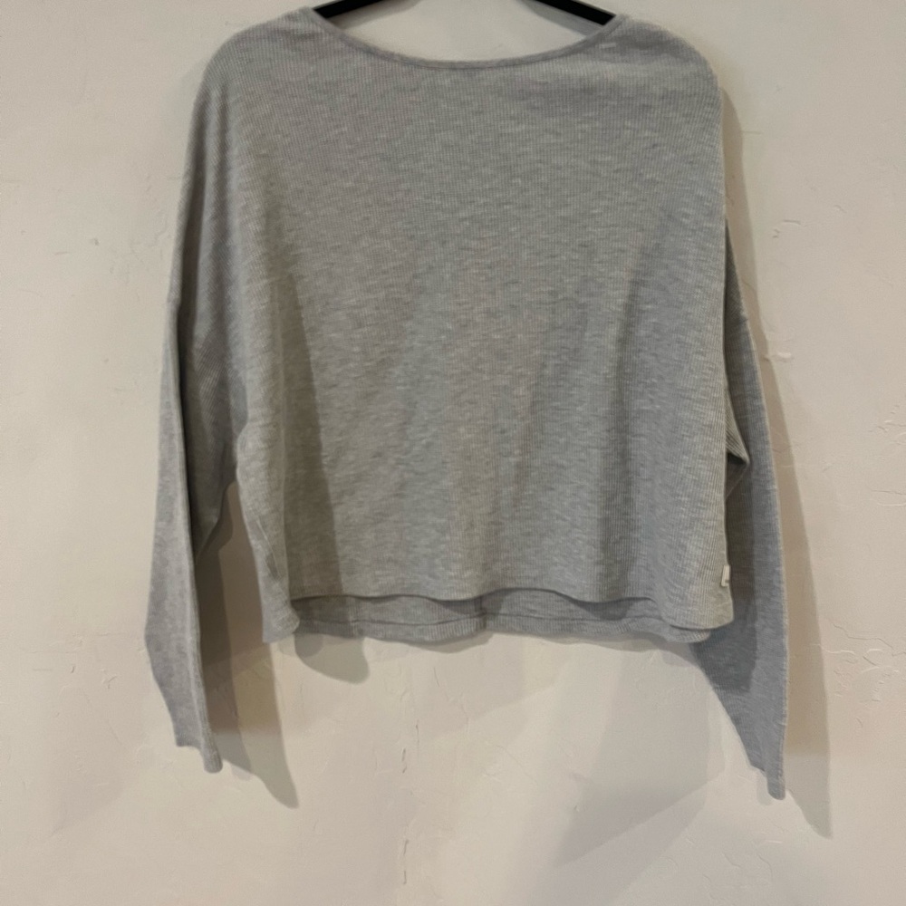 Vuori Gray Relaxed Boxy Sweatshirt